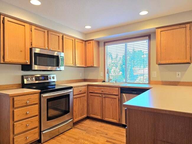 Building Photo - Bothell Home In Perfect Location!