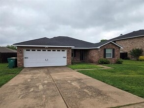 Building Photo - 1226 Wisdom Dr