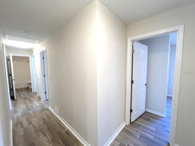 Building Photo - 48 Pennsylvania Ln