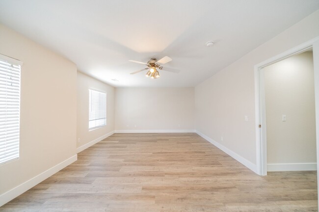Building Photo - Welcome to 40048 Malacca Way, Murrieta – Y...