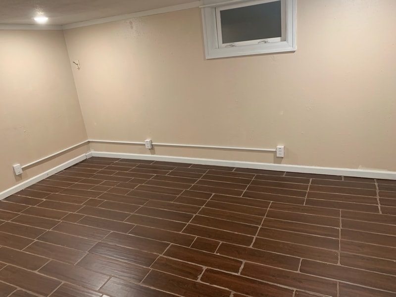 Building Photo - 3054 Snyder Ave