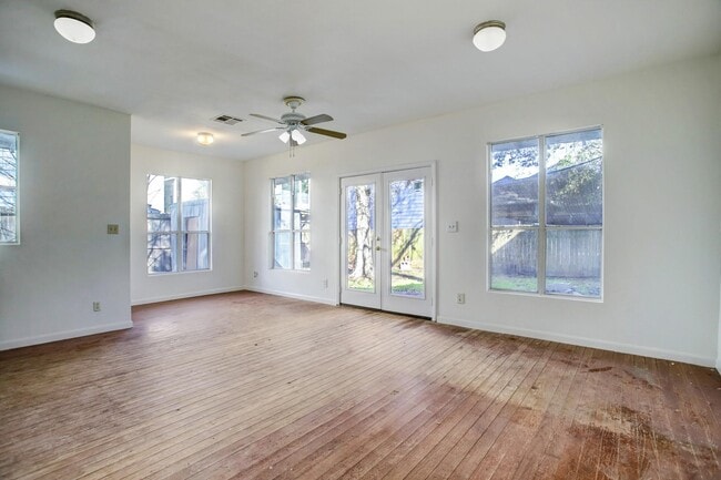 Building Photo - 1436 Dorothy St