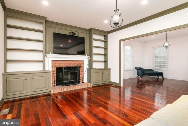 Building Photo - 5444 E Nithsdale Dr