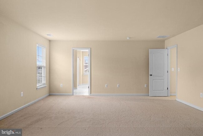 Building Photo - 290 Norland Knoll Dr