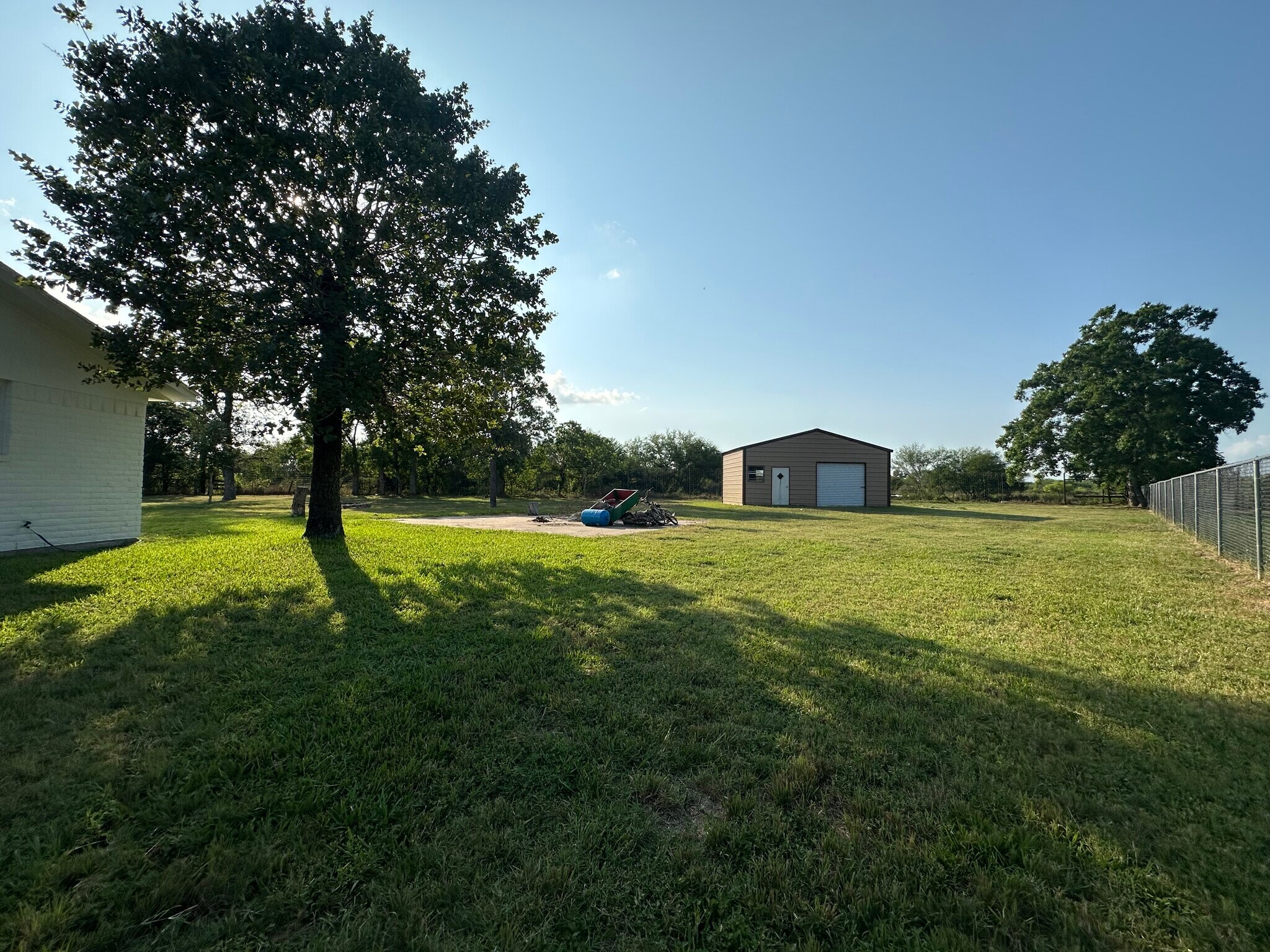 Building Photo - 241 Buck Square St