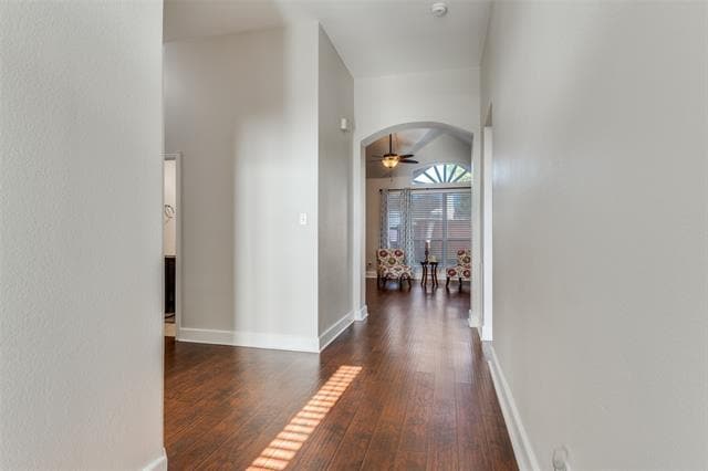 Building Photo - 8113 Greenwood Dr