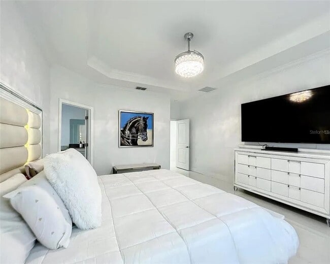 Building Photo - 2143 Camden Loop