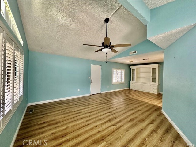 Building Photo - 2230 Lake Park Dr