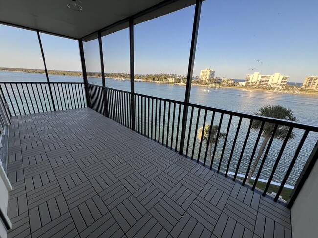 Building Photo - 100 Intracoastal Pl