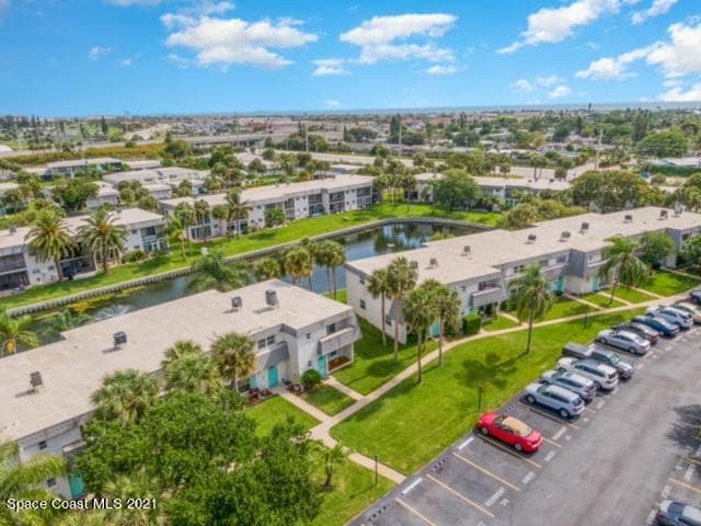 Building Photo - 419 Blue Jay Ln