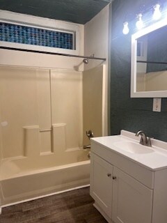 Building Photo - 204 Ashby St