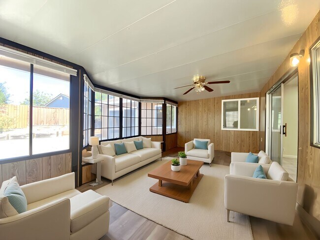 Building Photo - 3-bedroom home located in Union City! – wi...