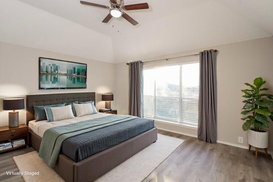 Building Photo - 2716 Stallion Dr