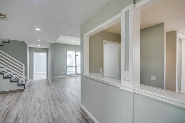 Building Photo - 923 Cranberry Hill Ct