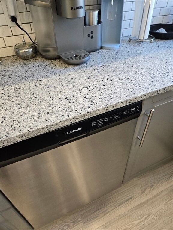 Building Photo - 452 Highland Ave