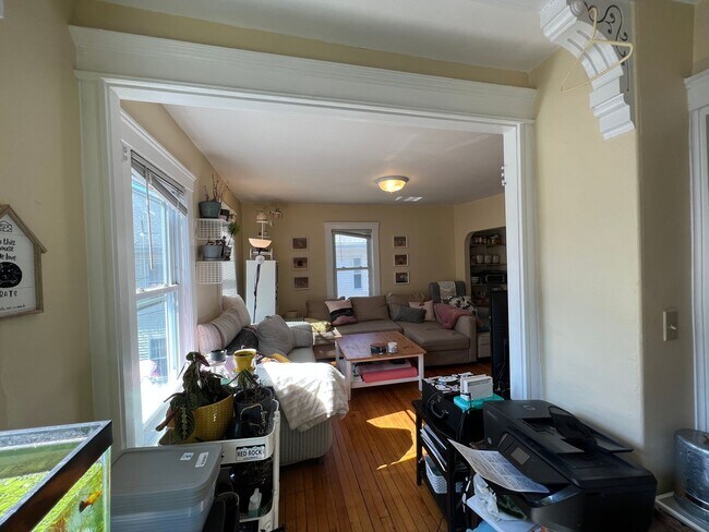 Building Photo - 7 Craigie Terrace