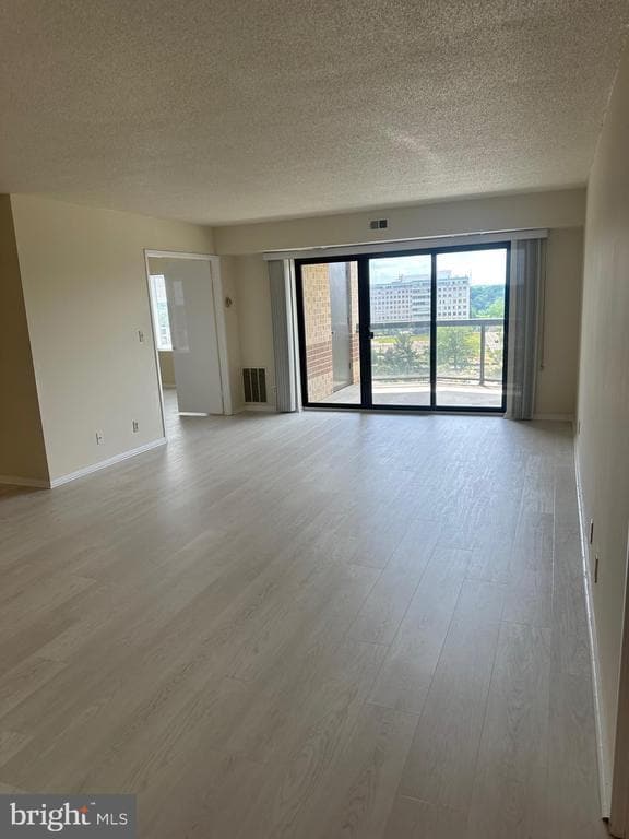 Building Photo - 8350 Greensboro Dr