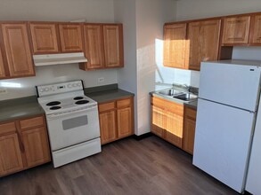 Building Photo - 5647 W Madison St