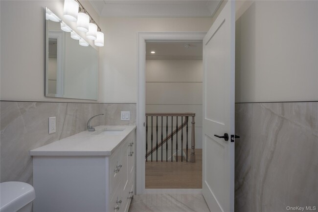 Building Photo - 7 Victoria Ln