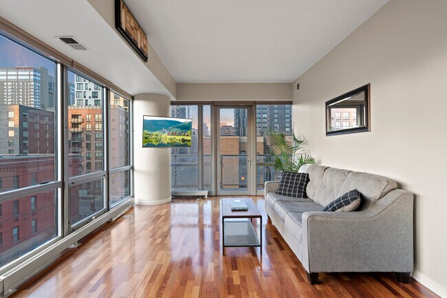 Building Photo - 929 Portland Ave