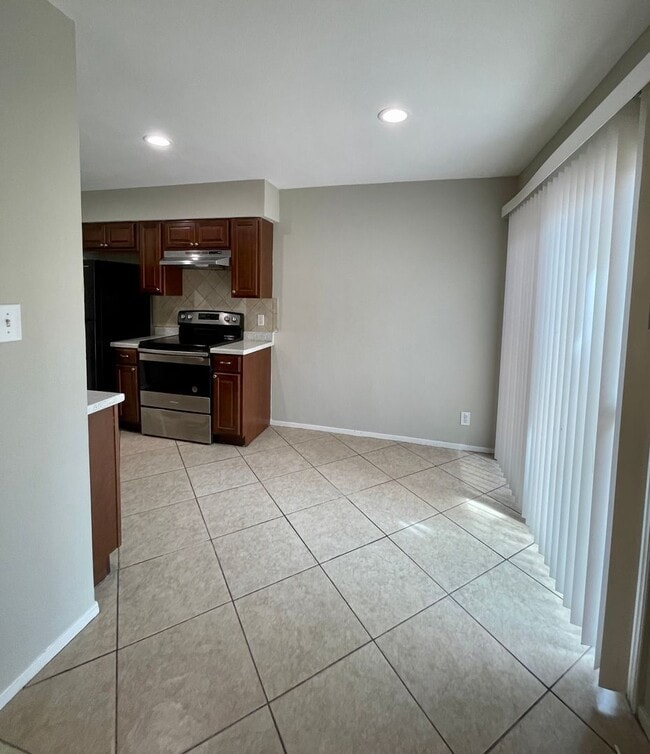 Building Photo - 1703 Coronado Hills Dr