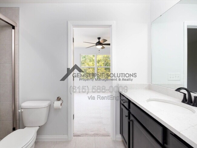 Building Photo - 631 Silva Ln