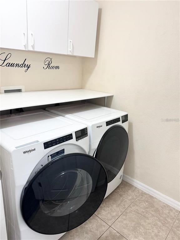 Building Photo - 9319 Strongbark Ln