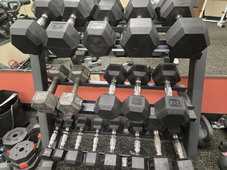 Building Photo - 1125 E Olive St