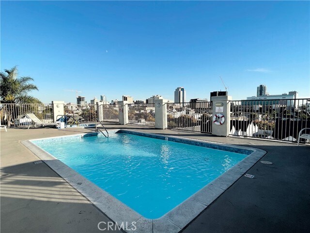 Building Photo - 535 Magnolia Ave