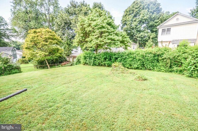 Building Photo - 3814 Archer Pl