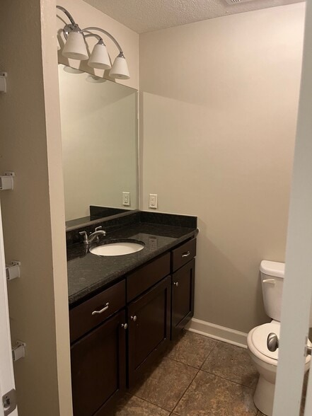 Building Photo - 1829 Rich Rd