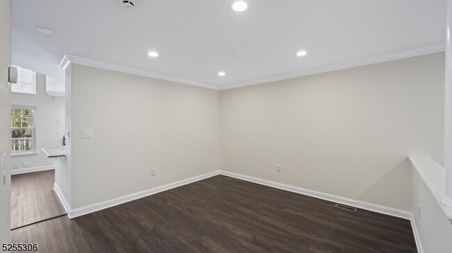 Building Photo - 1306 Stech Dr
