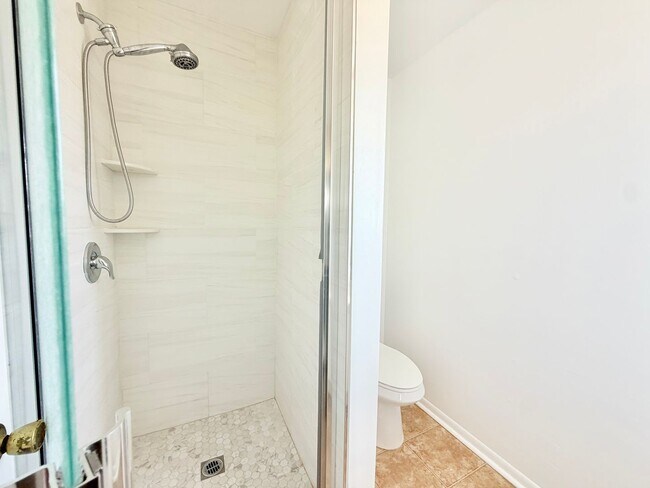 Building Photo - 4 bedroom La Mirada Home