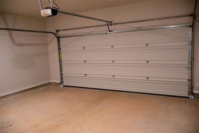 Building Photo - 8415 Sweet Cherry Ln