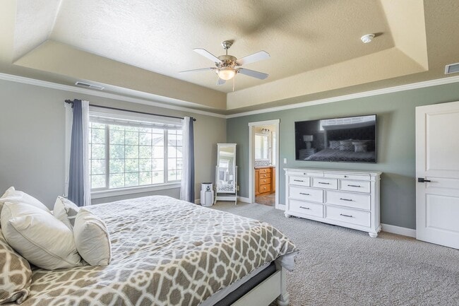 Building Photo - Stunningly Upgraded 4-Bedroom Home in Prime Eagle Location