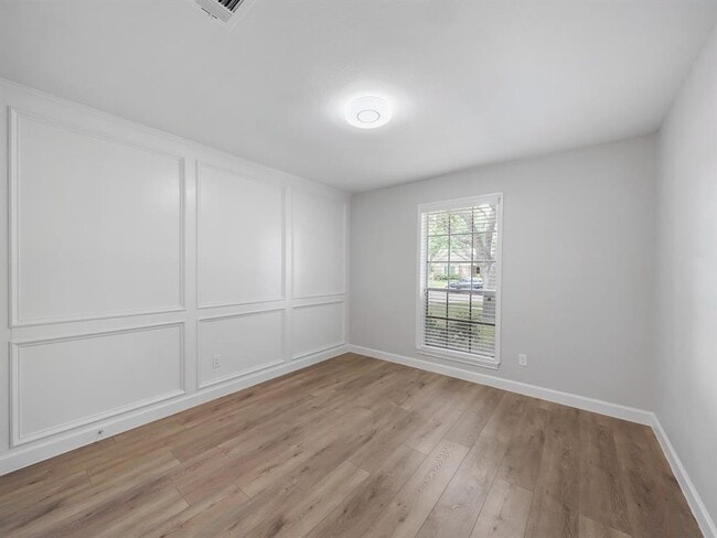Building Photo - 13546 Wimbledon Dr