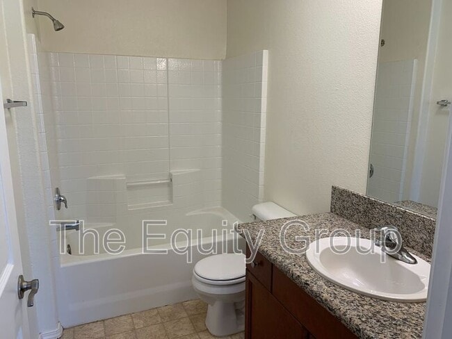 Building Photo - 2111 Bella Oaks Dr