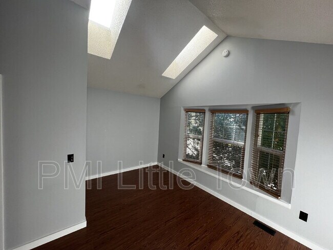 Building Photo - 9673 W Chatfield Ave