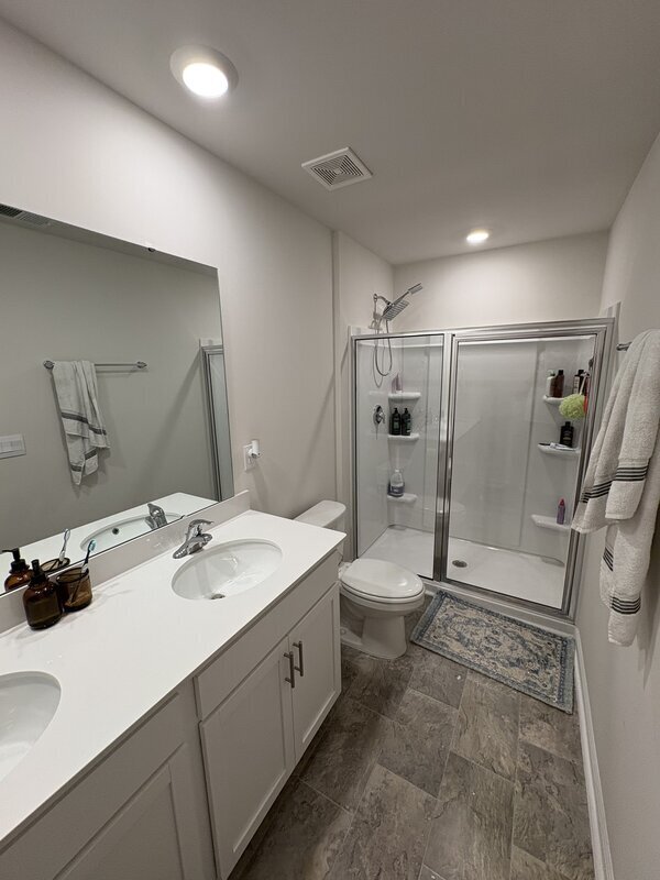 Building Photo - 44 Briar Forest Dr