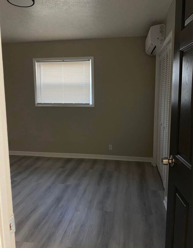 Building Photo - Live in Style at Bellagio East Living I: Convenient and Vibrant Community in Indianapolis