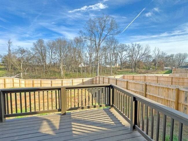 Building Photo - 2646 Scott Dr