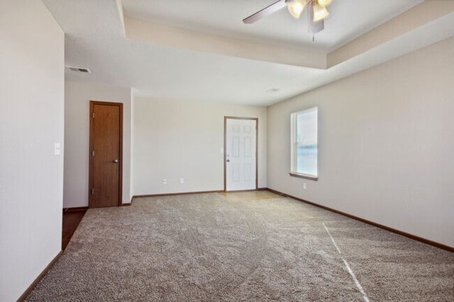 Building Photo - 3 bd 2 bath - Grain Valley