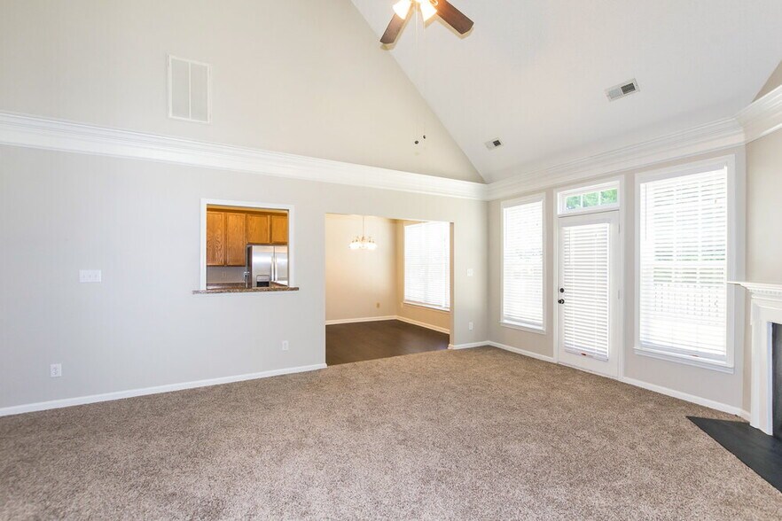 Building Photo - 7418 Sparkleberry Dr