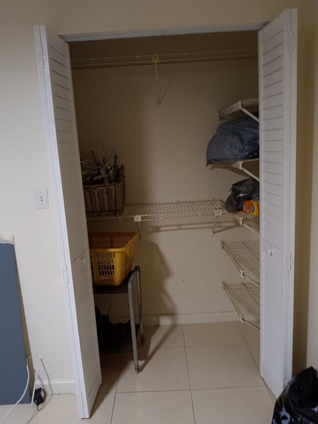 Building Photo - 4851 NW 21st St