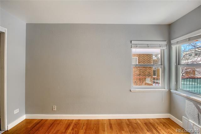 Building Photo - 1331 N Raleigh St