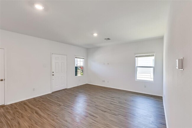 Building Photo - 362 Geode Glen