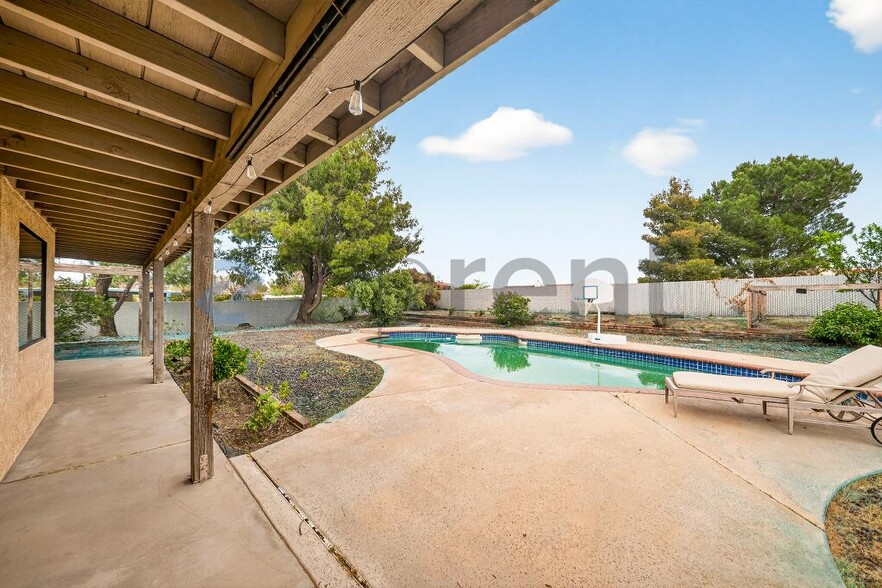 Building Photo - 7211 Amanda Way