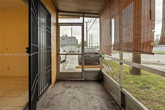 Building Photo - 5415 NW 27th St