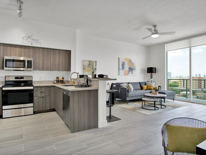 Building Photo - 1000 NW 7th St