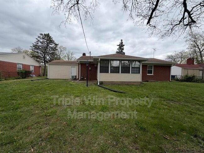 Building Photo - 1045 N Florissant Rd